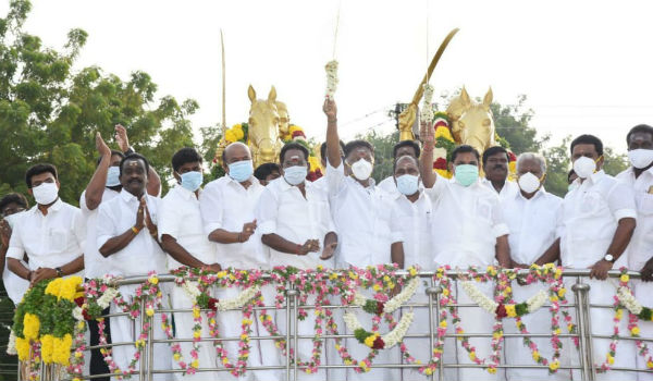 Edappadi Palaniswami paid tribute at Muthuramalinga Thevar Memorial 