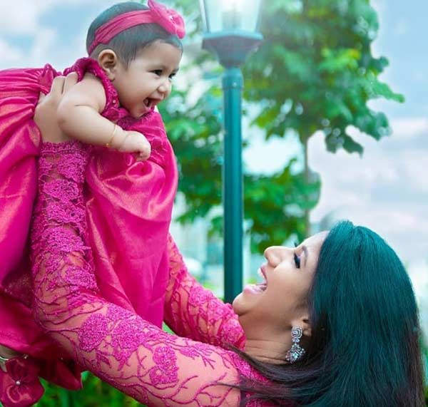 பாப்பாதான் உலகமே