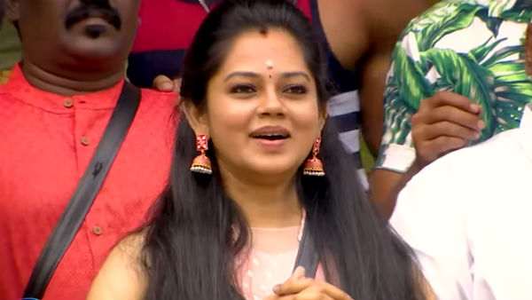  திட்டித் தீர்க்கும் பெண்கள்