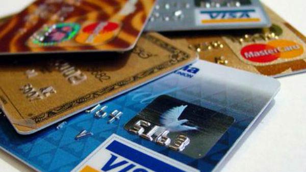 வெளிநாடுகளில் செல்லாது 