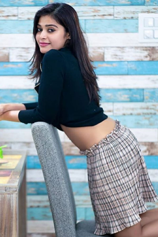  இளைஞர்களின் இதயத்தில் தர்ஷா