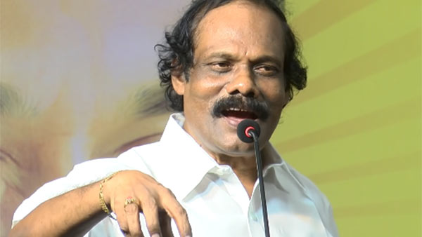 சசிகலாவிடம் சரண்டர் 
