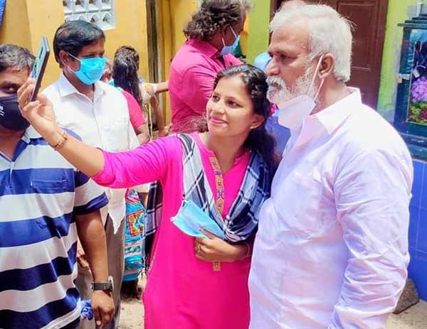 ஜெயலலிதா பாராட்டு 