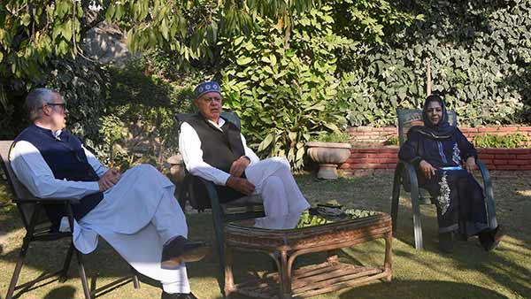 உரிமை மீட்புதான் இலக்கு 