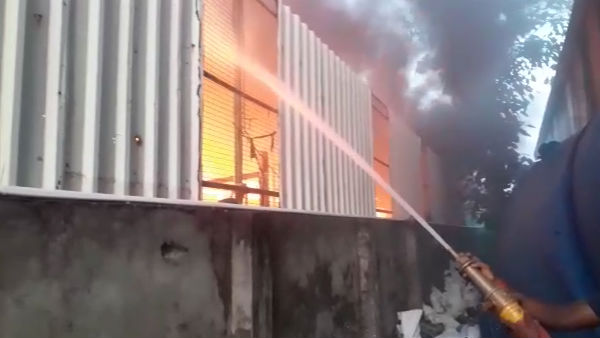 Terrible fire at Puducherry Wire Factory - Machinery burnt down 