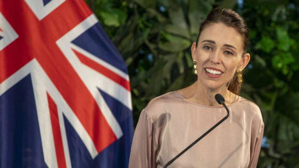 அதிசயம் இல்லை அதிசயம் இல்லை