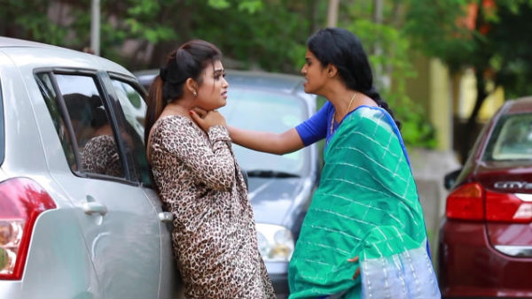  ரோஷ்னி அசத்தல்