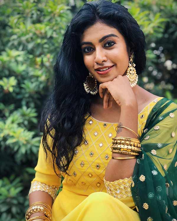 கண்ணம்மாவுக்கு முட்டை போண்டா