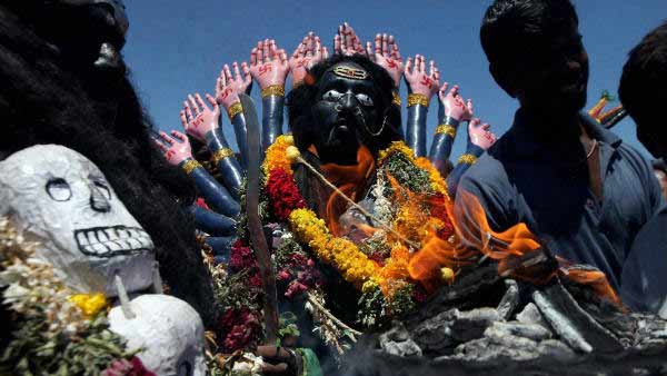 பாலாபிஷேகம் 