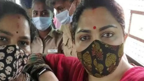 குஷ்புவின் 8 பேர் போராட்டம் 