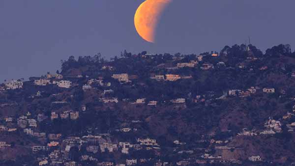 மீண்டும் எப்போது பார்க்கலாம் 