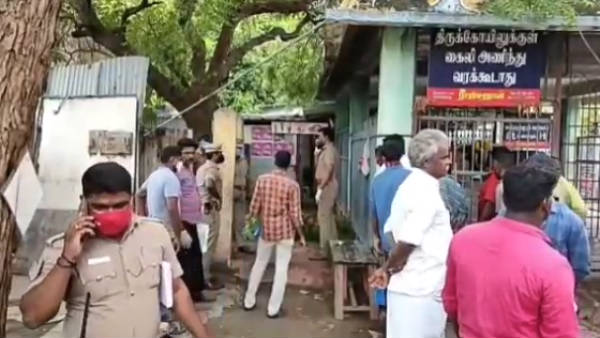 A priest was hacked to death by a mysterious gang in front of Madurai Pandi temple A priest was hacked to death by a mysterious gang in front of Madurai Pandi temple