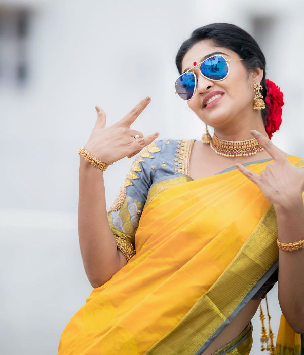  புத்தம் புது போட்டோஸ்