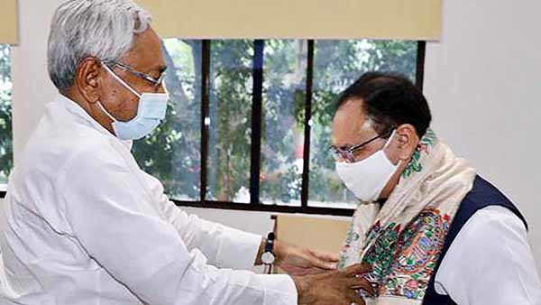 நிதிஷ் பதிலடி தருவார் 