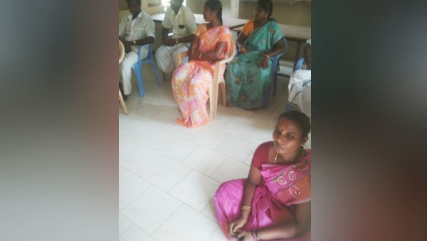 தரையில் அமரவைப்பு 