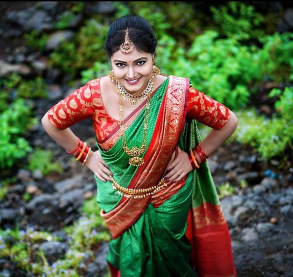 ஏற்றம் கொடுத்த ரோஜா