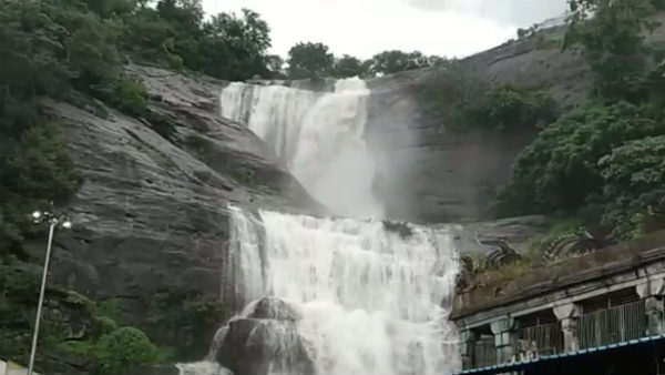 Courtallam Falls flooded with water due to good rain 