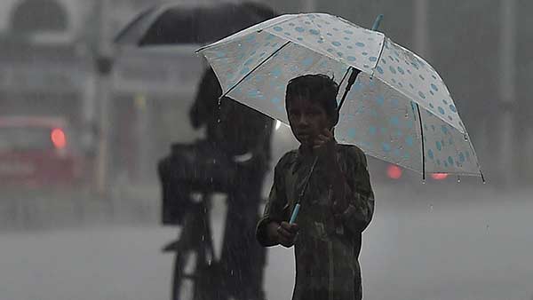 மெரினா வெள்ளம் 