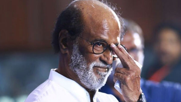 அரசியல் வெற்றிடம் பற்றி பேச்சு 