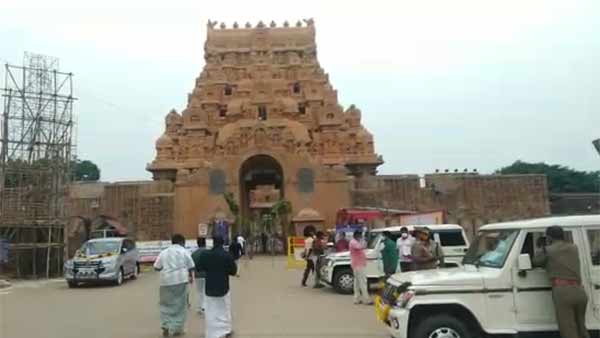 Sadhaya Vizha’ for King Raja Raja Cholan in low key 