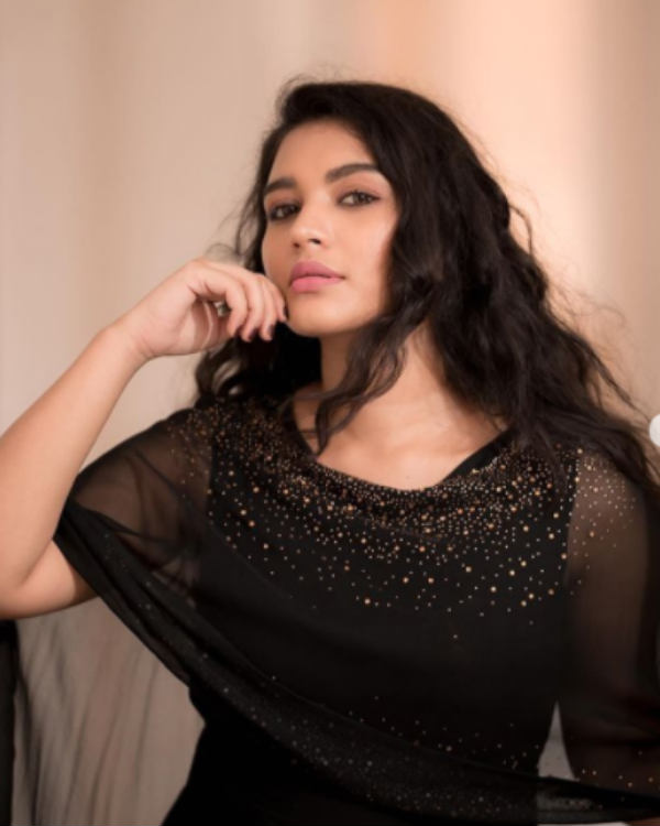  புத்தம் புது மலர் போல