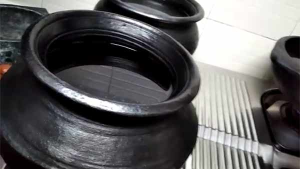 சுண்டி இழுத்த மீன் குழம்பு 