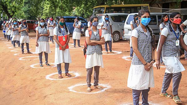 பள்ளிகள் திறப்பு 