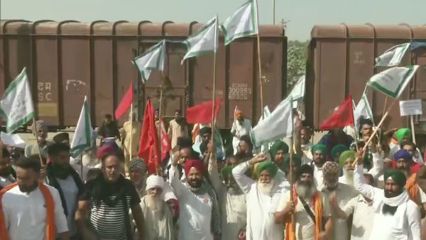 Sukhbir Singh Badal said Whenever struggle is launched, they said Pakistan’s ISI backs it 