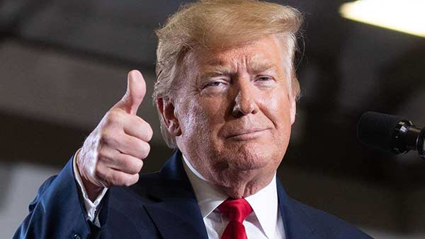 To whom do the American living Hindus vote in the presidential election? 