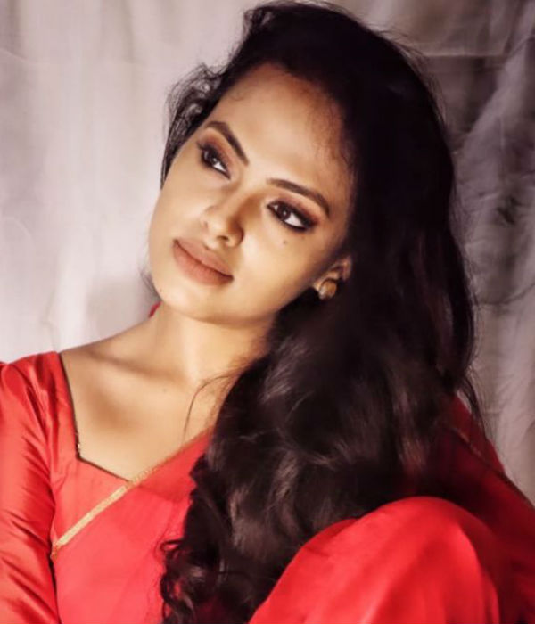  கலக்கல் போஸ்