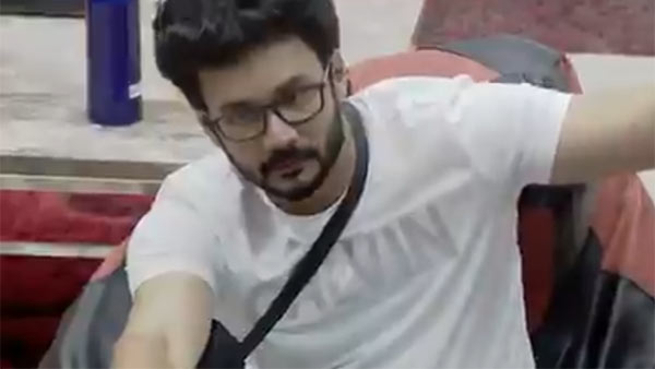 எதுக்கு இப்ப சண்டை