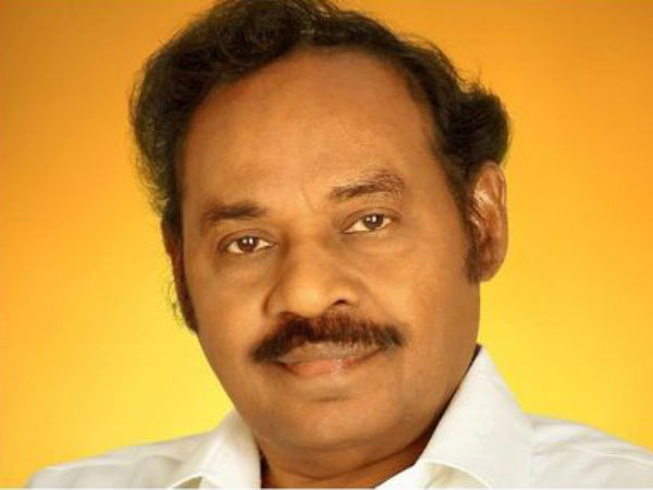 அணி மாறுகிறாரா? 