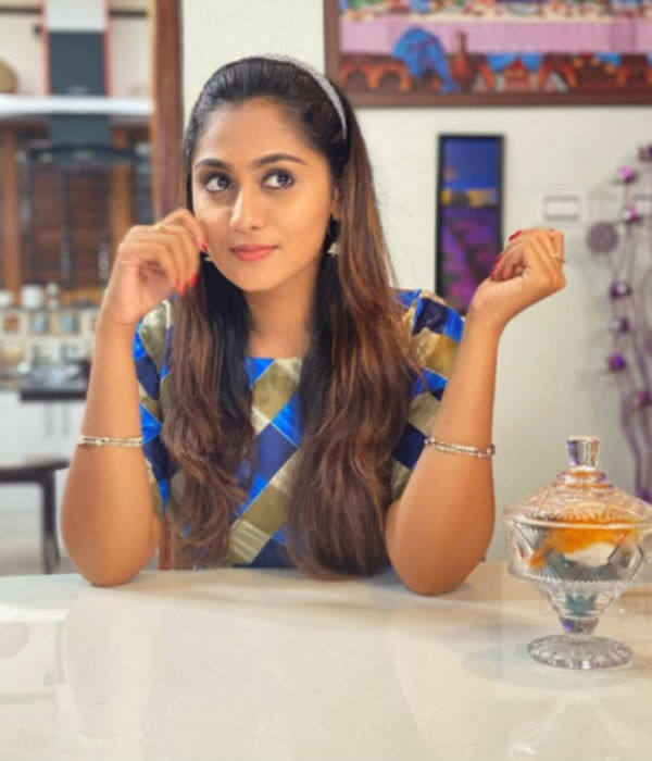  கேரளத்து இளம் குயில்