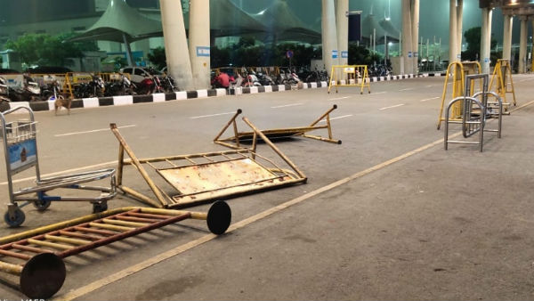 ஹாங்காங் சரக்கு விமானம் தாமதம் 