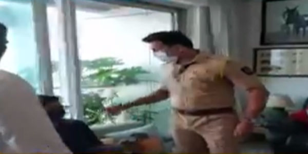 Arnab Goswami arrested by Mumbai police 