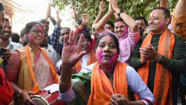 ஜேடியூவை விட பாஜக அதிகம் 