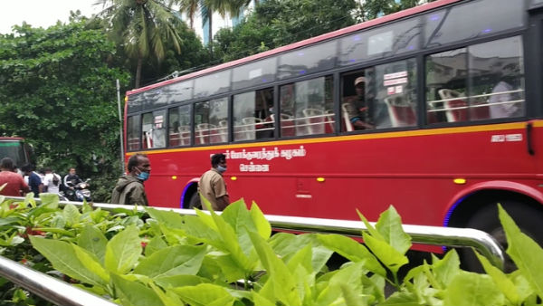 பேருந்து 