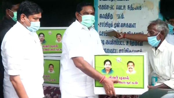 CM Edappadi K. Palaniswami visits a relief camp in Devanampattinam of Cuddalore 