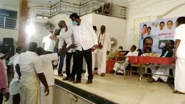 Pudukottai Congress executives complain about DMK 