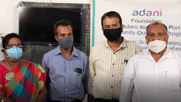 மாணவ மாணவிகள் 