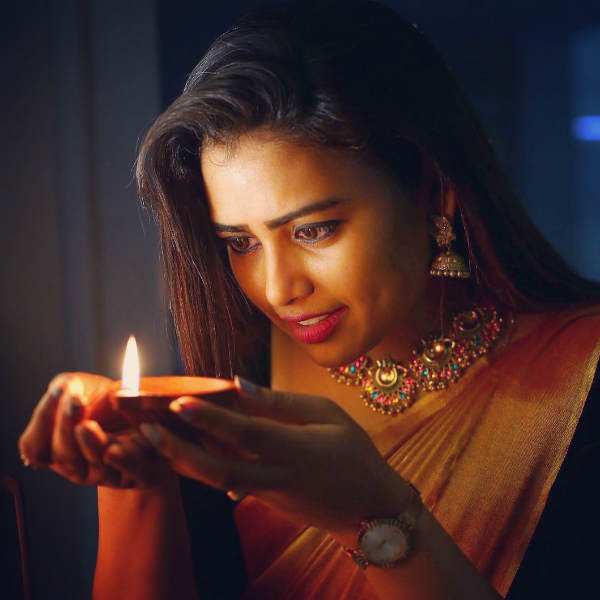 மேக்கப் ராணி 