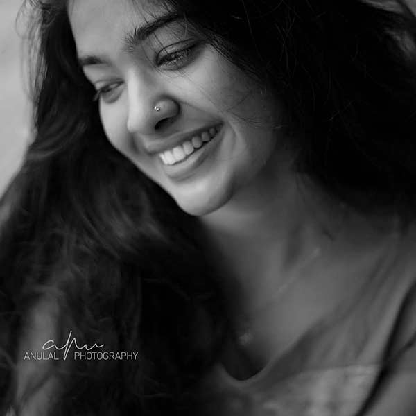 இந்த நேரத்தில் மிஸ்ஸிங் 