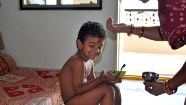 ஊற வைத்த நல்லெண்ணெய் 