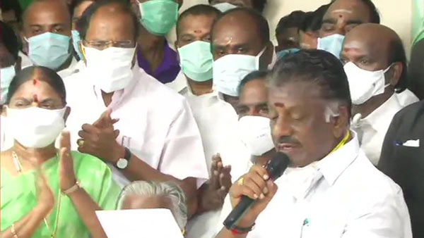 மாவட்ட செயலாளர்கள் கூட்டம் 