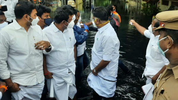 அதிகாரிகளுக்கு உத்தரவு அதிகாரிகளுக்கு உத்தரவு