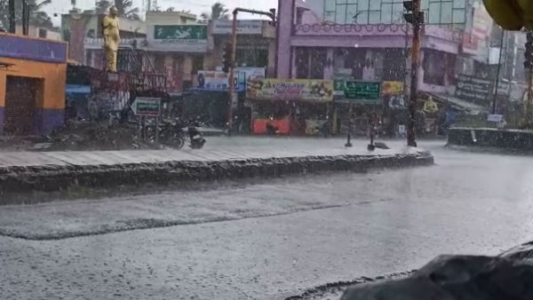  கரையை கடக்கும்