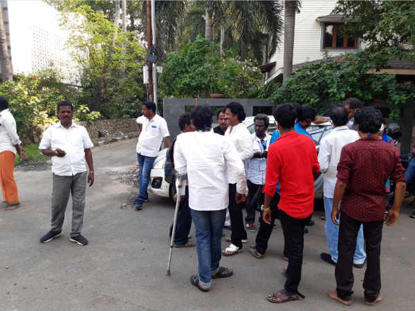 பரபரப்பு 