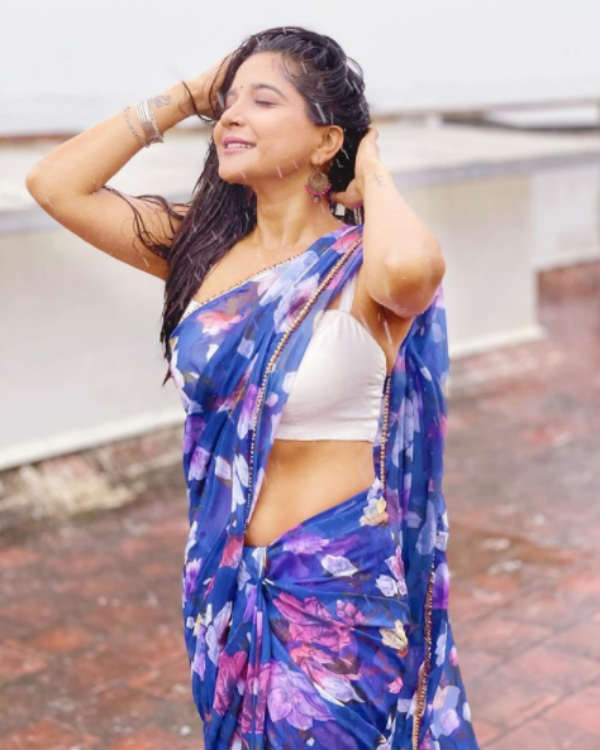 நாங்க ரசிக்கிறோம் 