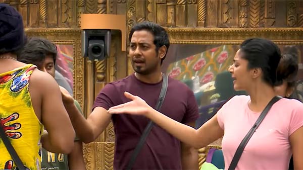 அப்போ சிரிச்சியே 