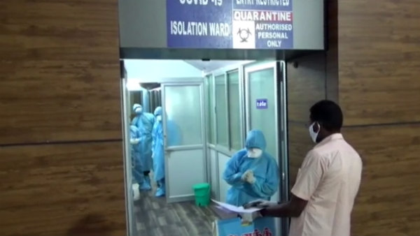 தனியாக வீடு 
